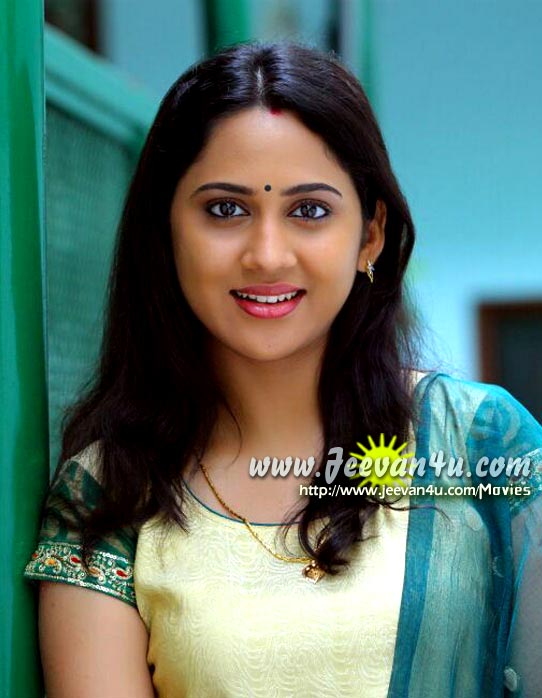 Red Wine Miya Actress Photo Stills
